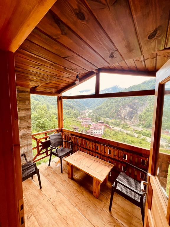 Bungalow Aile Odası,Nehir Manzaralı,Balkonlu