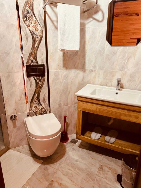 Jakuzili Balayı Odası,Nehir Manzaralı,Jakuzili ve Balkonlu