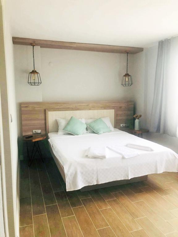 Deluxe Oda, Bahçe Manzaralı (3 Kişilik)