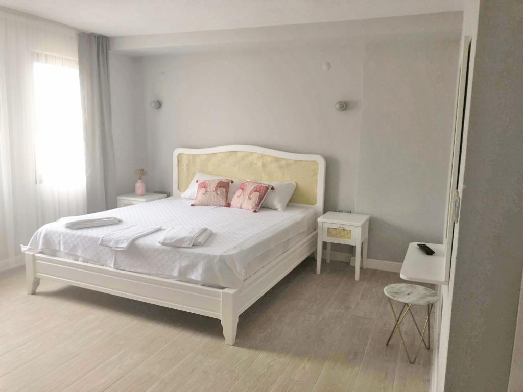 Standart Oda, Bahçe Manzaralı
