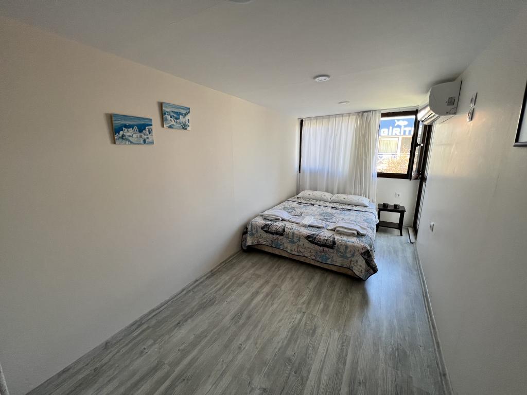 Dört Kişilik Oda,Bahçe Manzaralı,Balkonlu