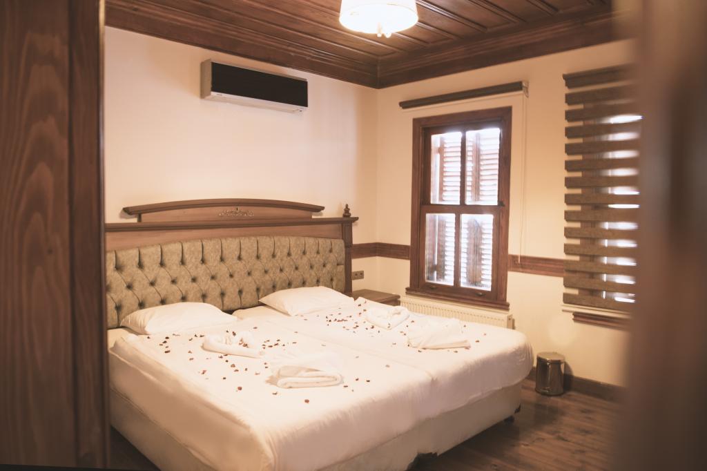 Deluxe Superior Oda, Bahçe Manzaralı