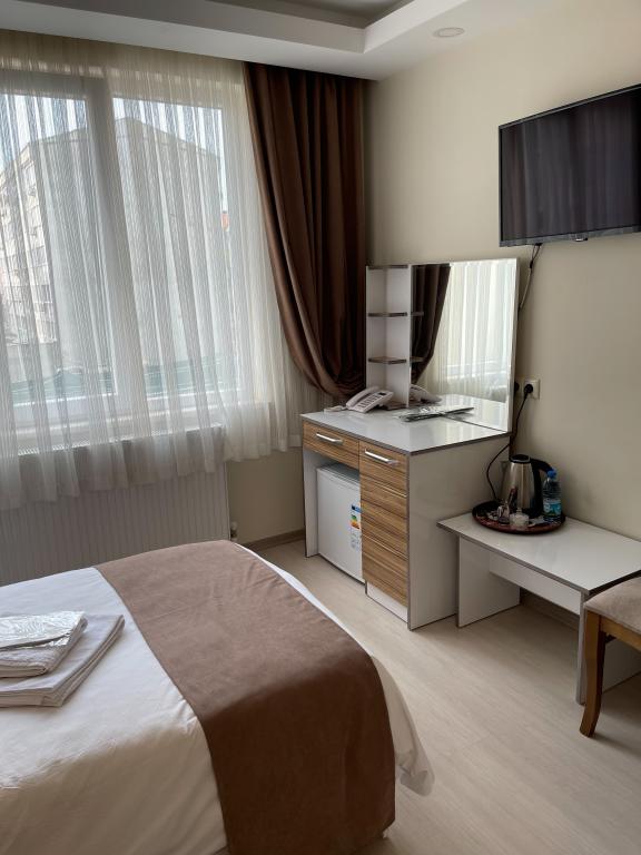 Standart Oda, Şehir Manzaralı