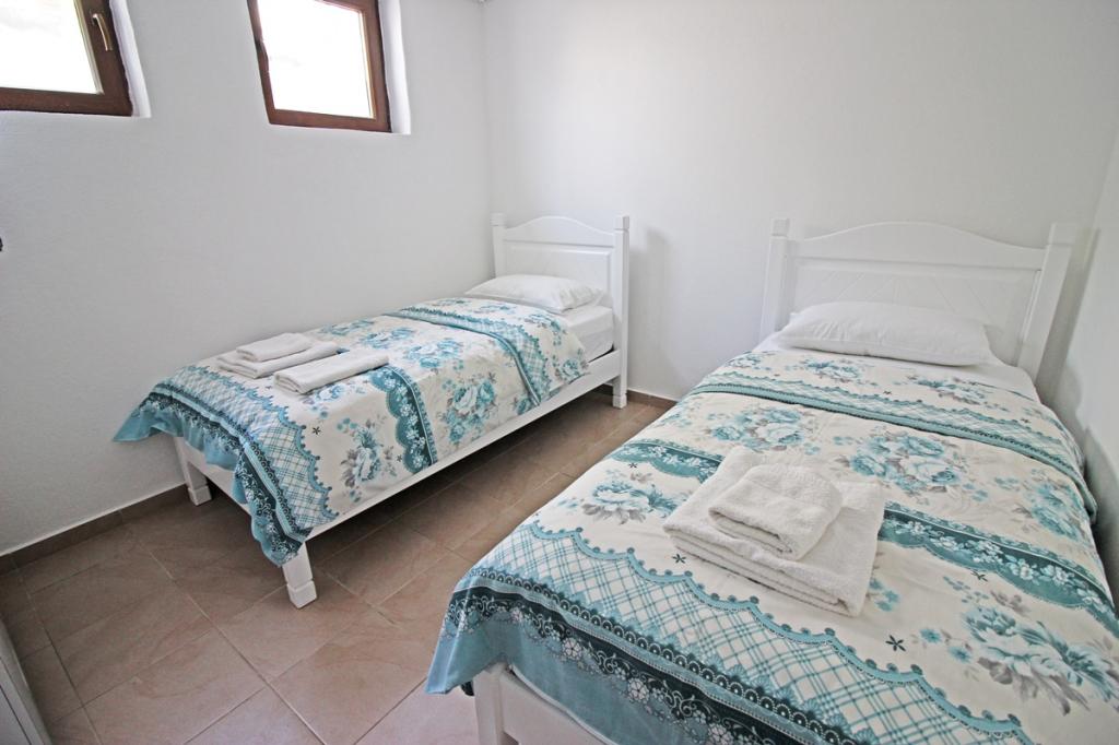 gemide yatak yeri yatak odasi