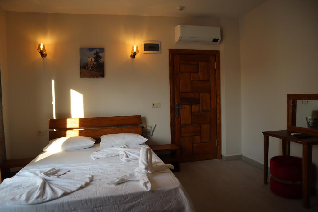 Aile Odası,dağ Manzaralı,balkonsuz