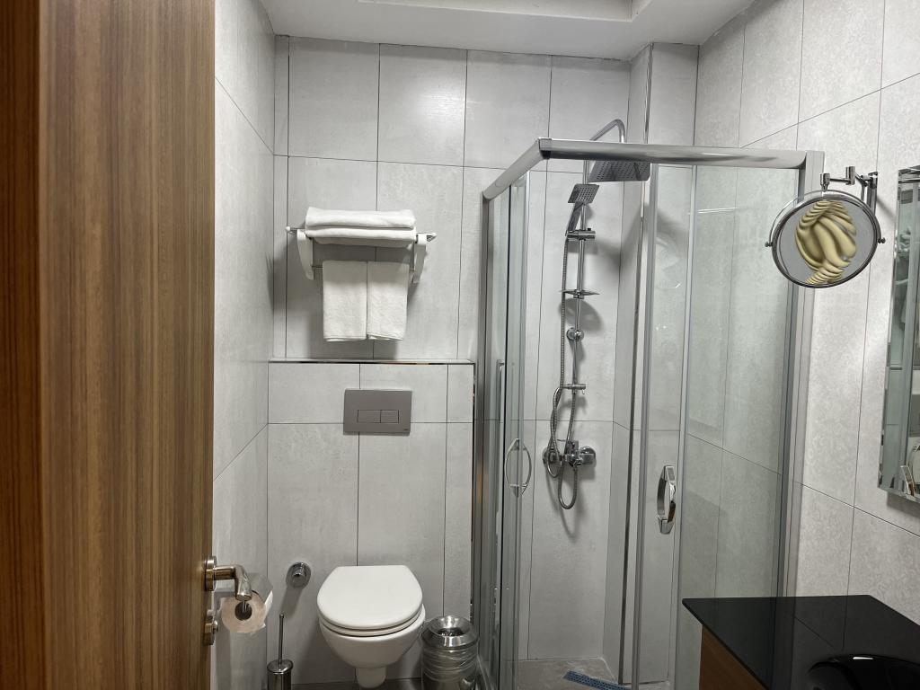 Family Room, City View (Balcony)