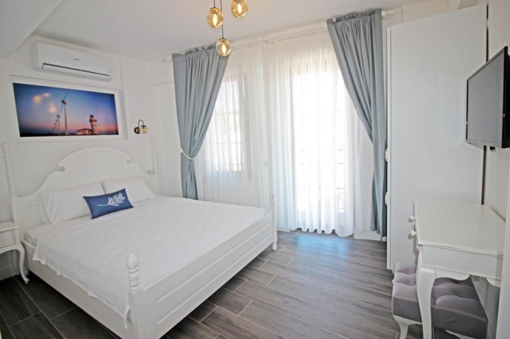 Deluxe Oda, Deniz Manzaralı (Balkonlu)
