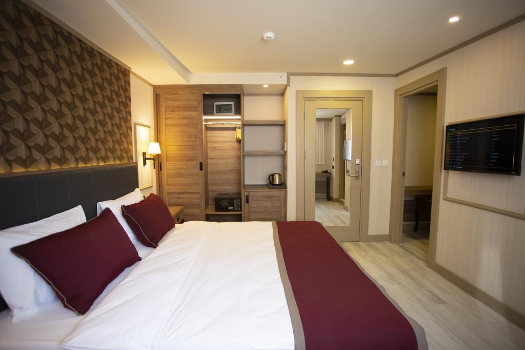Deluxe King Oda, Şehir Manzaralı (Sigara İçilemez)