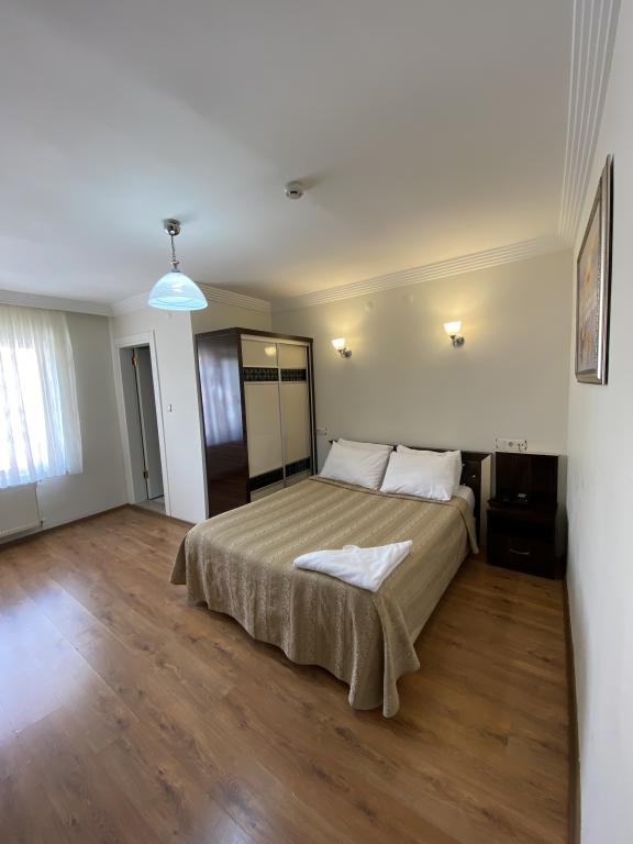 Standart Oda, Şehir Manzaralı