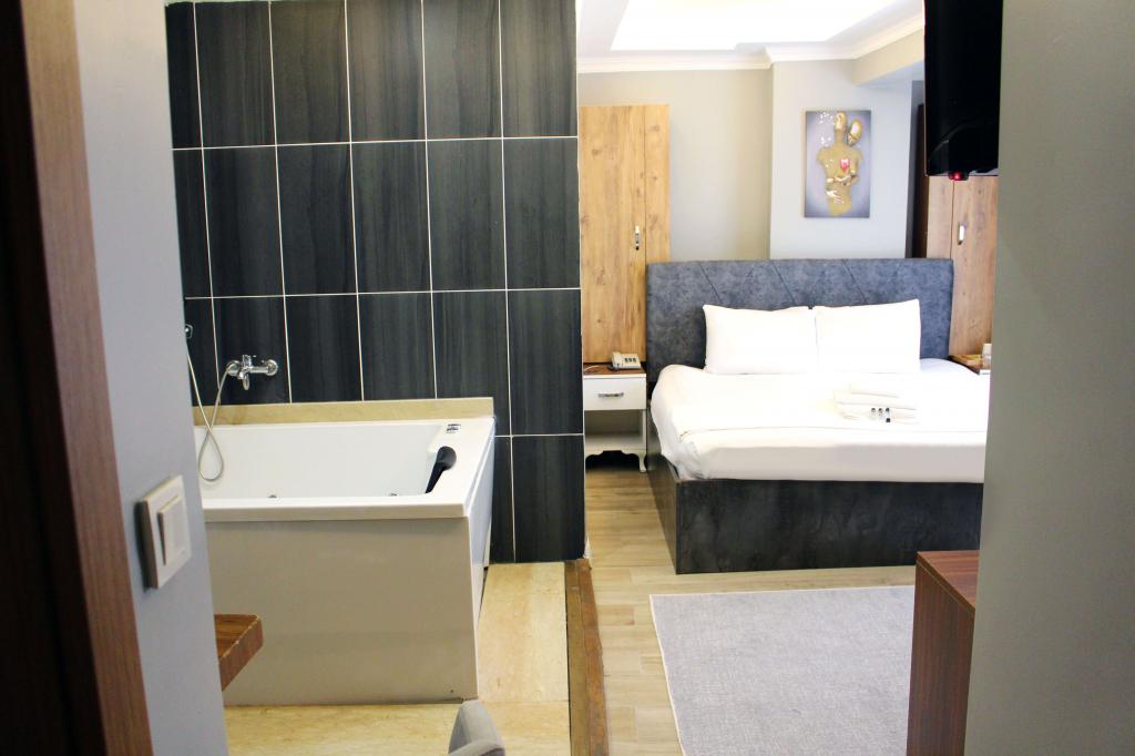 Comfort Oda, Şehir Manzaralı (Jakuzi)