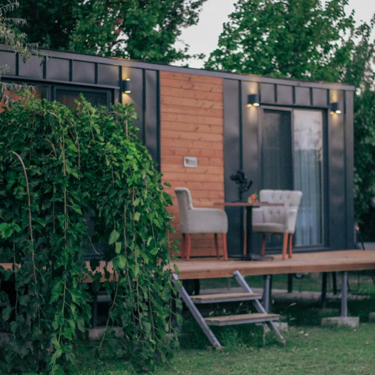 Tinyhouse, Garden View, With Balcony