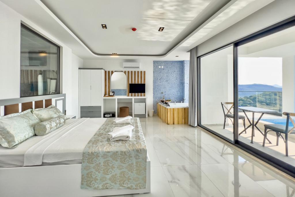 King Suite Room, Sea View (Jacuzzi)