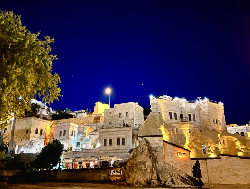 Tafoni Houses Cave Hotel