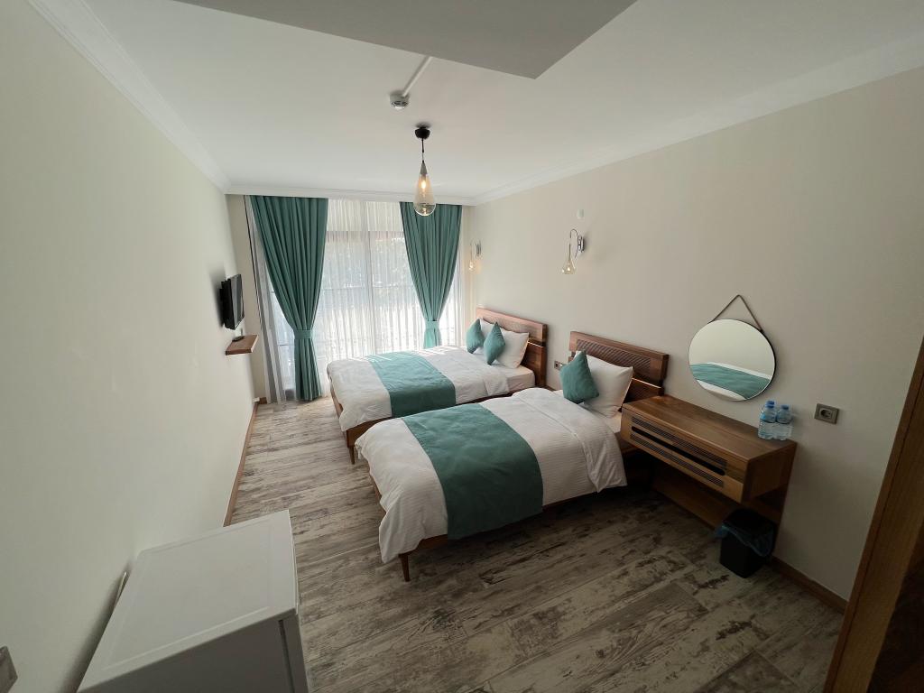 Standart Oda,Liman Manzaralı,Balkonlu