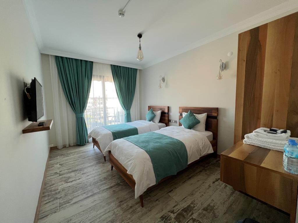 Standart Oda,Liman Manzaralı,Balkonlu