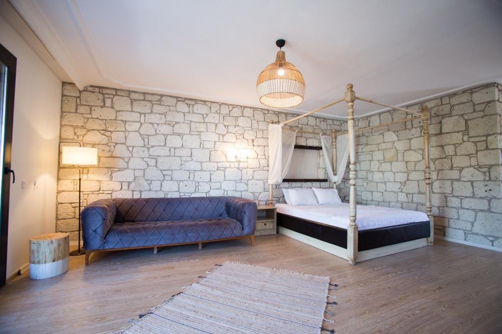 Luxury Suite,Havuz Manzaralı,Şömineli ve Balkonlu