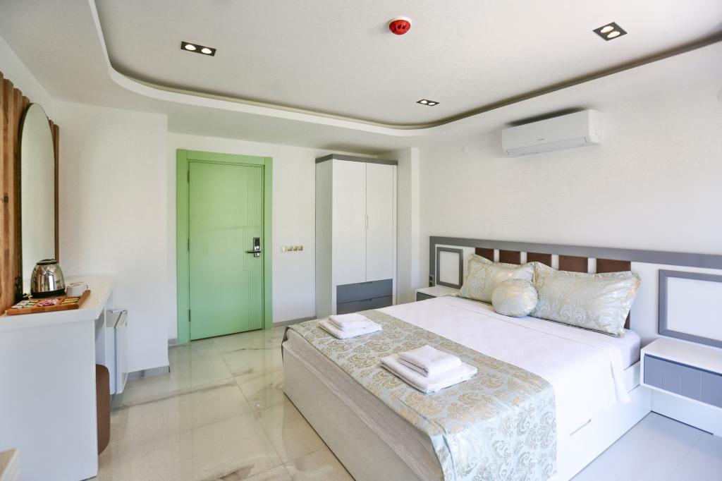 Standard Room, Nature View (Balcony)
