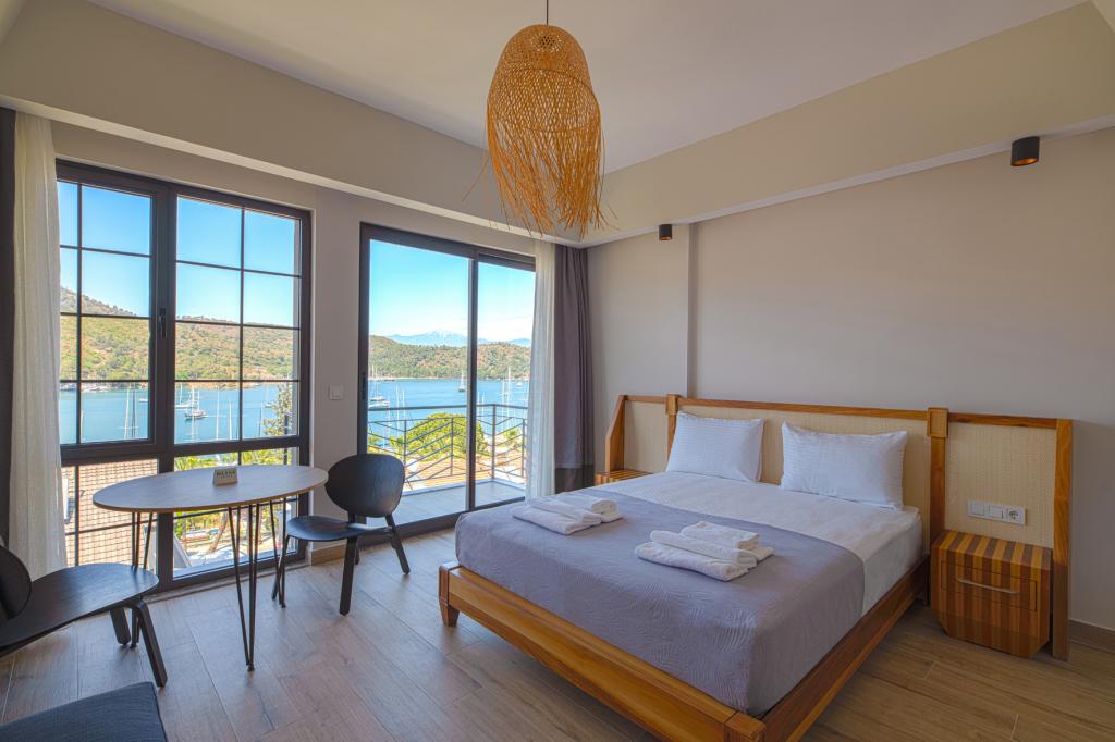 Standart Oda Deniz Manzaralı (Balkonlu)
