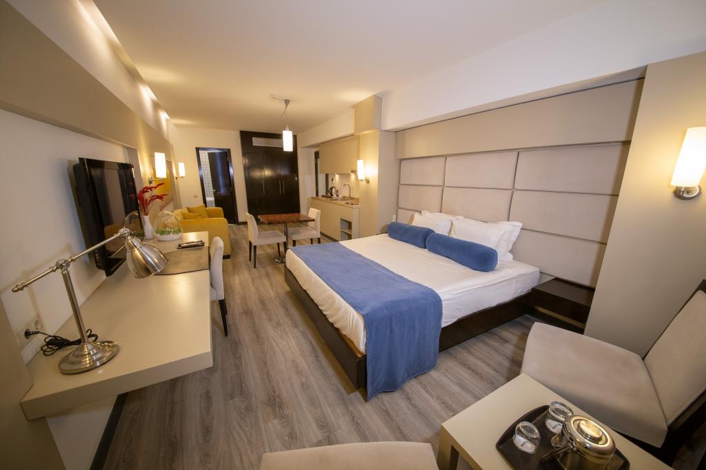 Superior Oda, Manzarasız