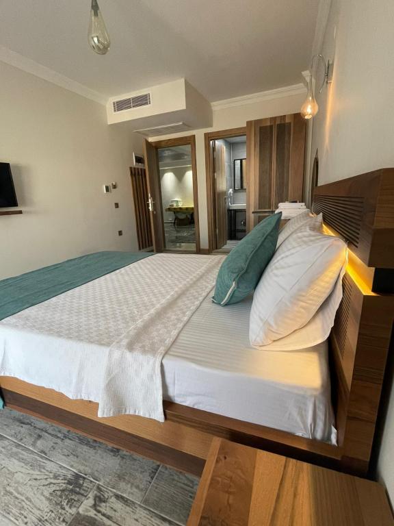Standart Oda,Liman Manzaralı,Balkonlu