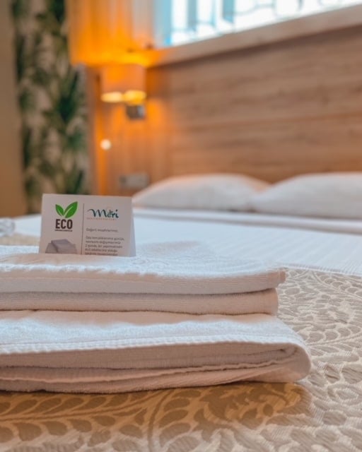 Standart Oda, Kara Manzaralı