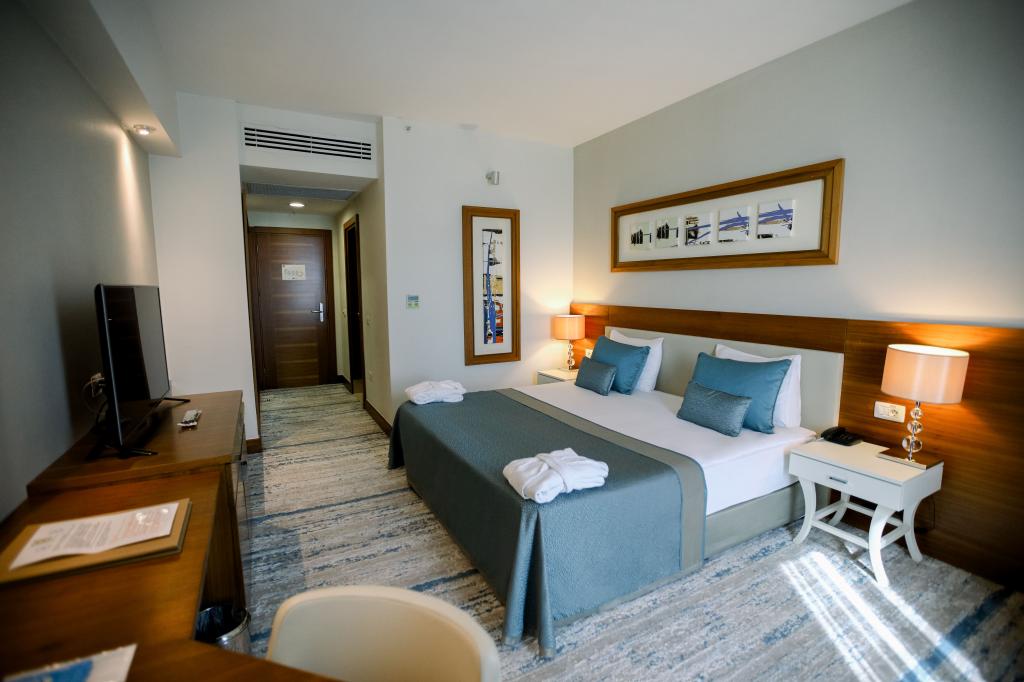 Standart Oda, Şehir Manzaralı