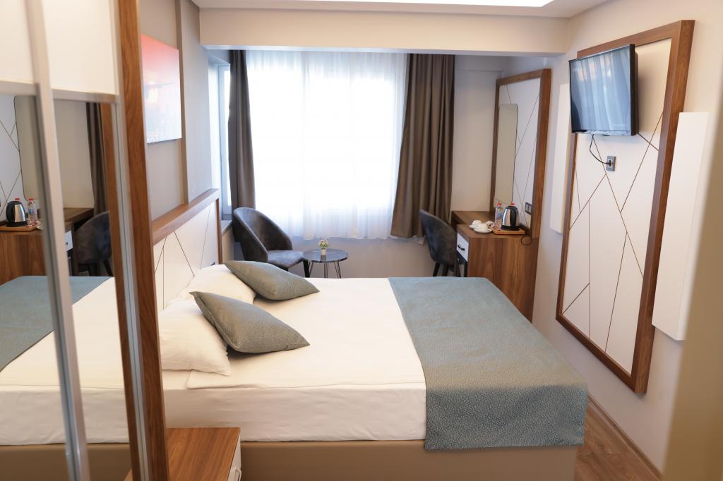 Standart Oda, Şehir Manzaralı