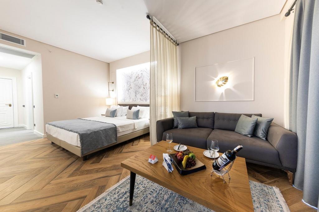 Superior Oda, Deniz Manzaralı (1 Kişilik, Balkonlu)