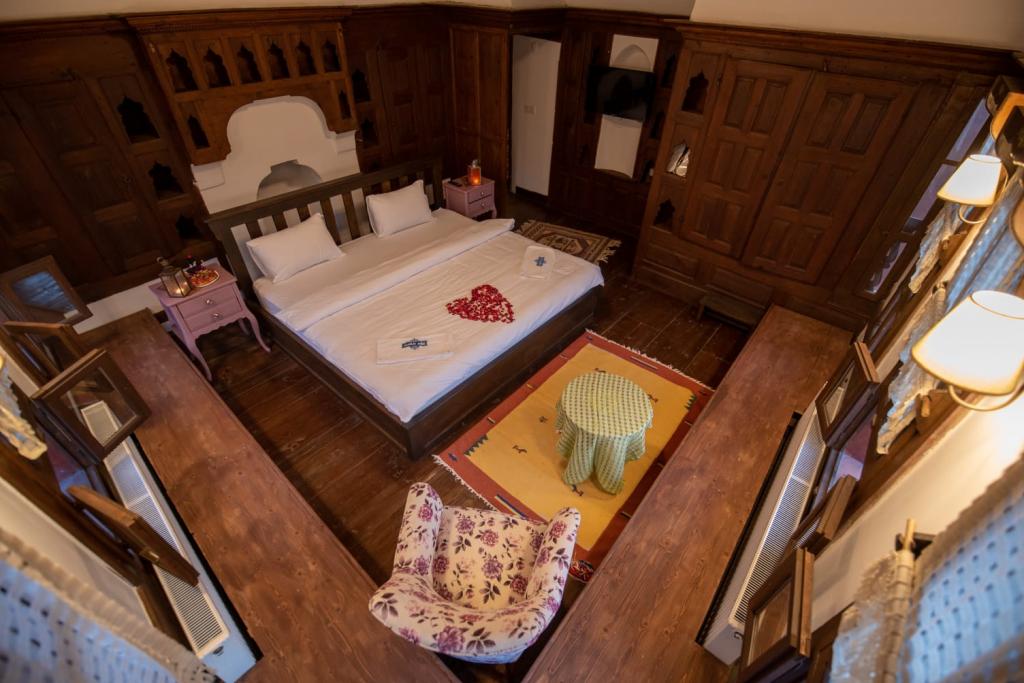 Aile Odası,şehir Veya Dağ Manzaralı