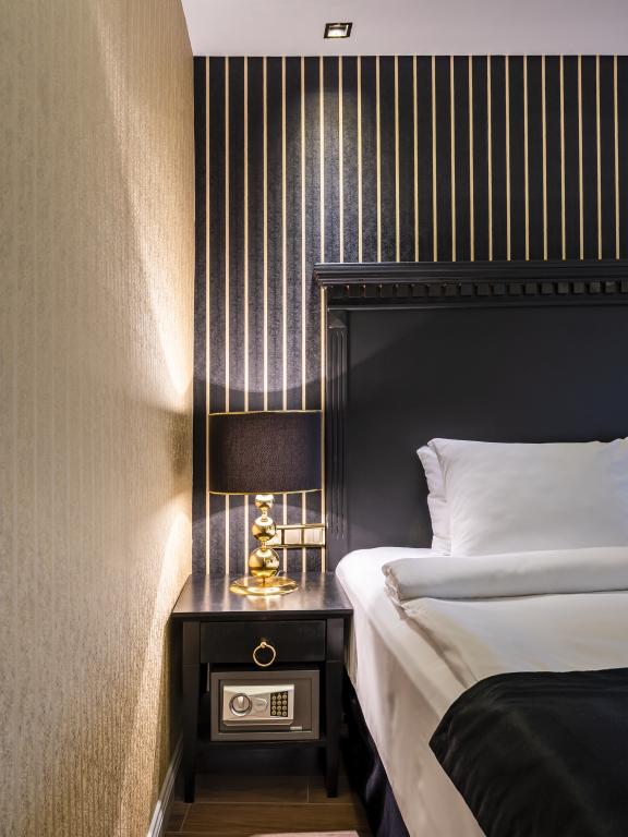 King Suit Oda, Şehir Manzaralı