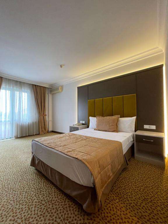 Standart Oda,Şehir Manzaralı
