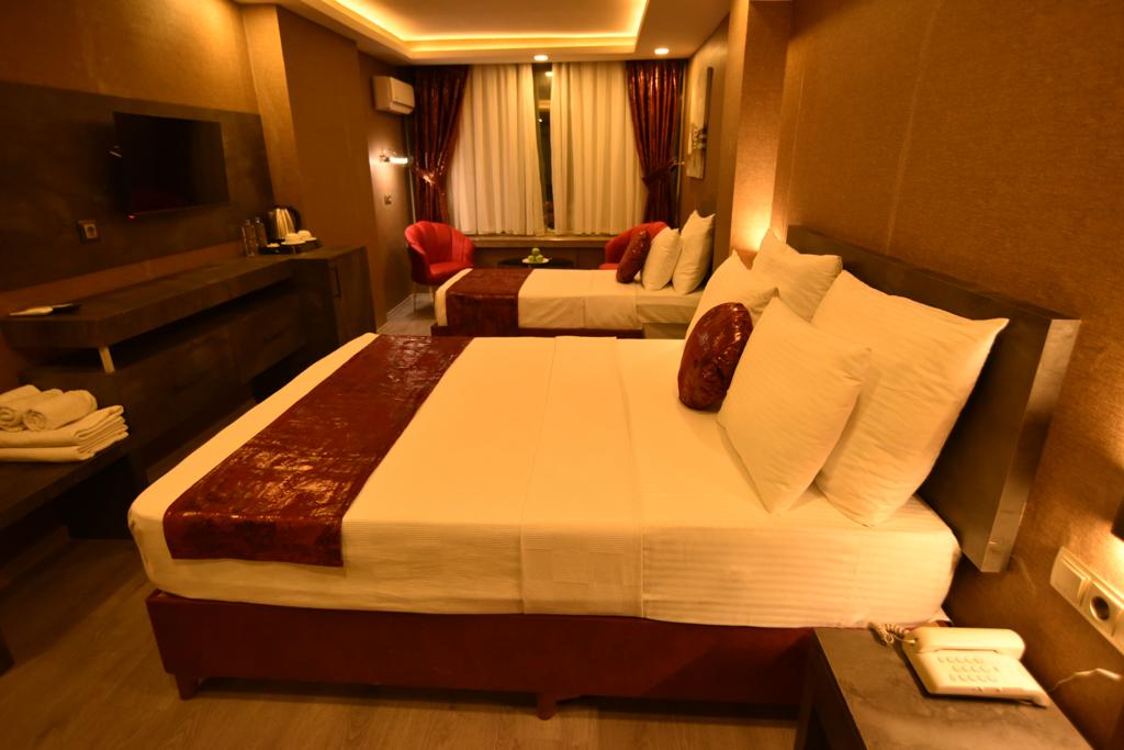 Aile Odası, Şehir Manzaralı