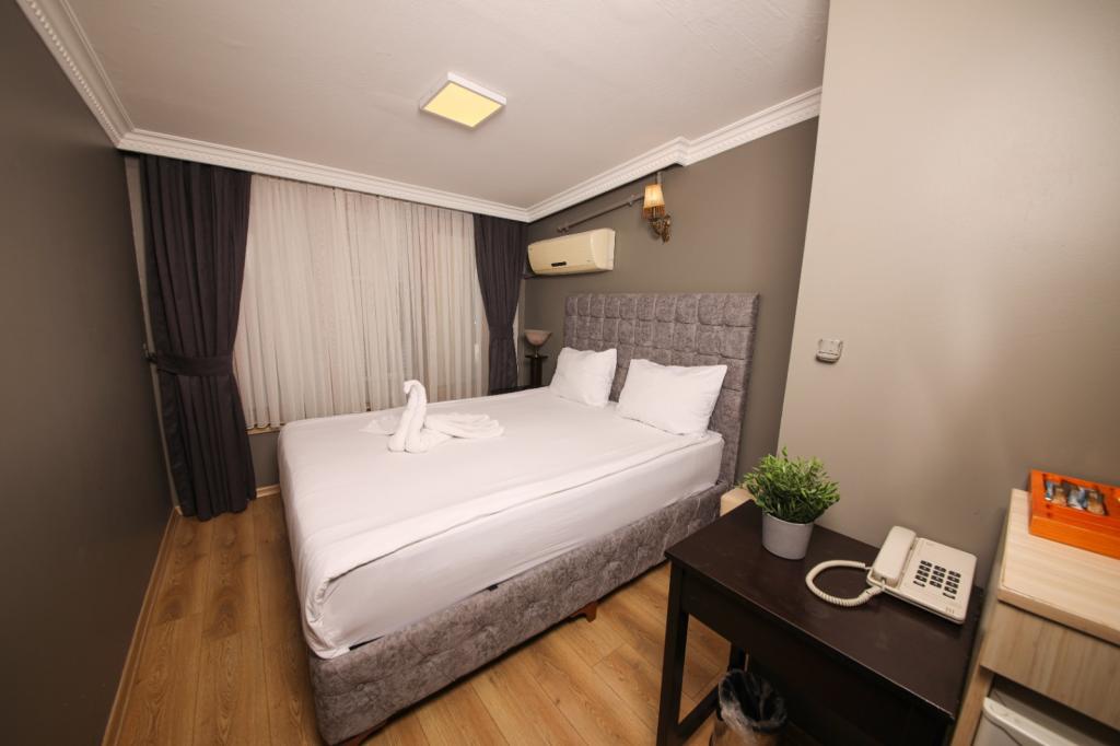 Standart Oda, Şehir Manzaralı