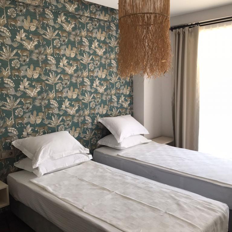 Economy Ground Floor Room, Partial Sea View (Balcony)