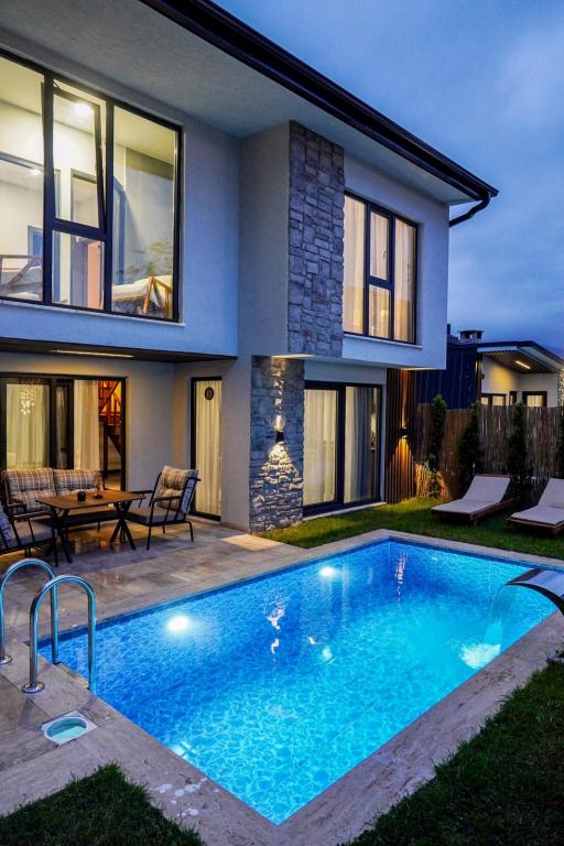 Deluxe Villa, Garden View, Private Heated Pool