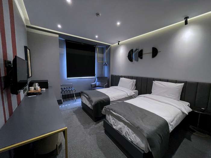 Standard Room, City View (Without Balcony)