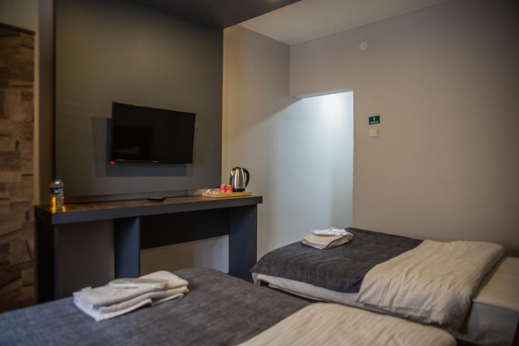 Iki Ayrı Yataklı Oda, Şehir Manzaralı