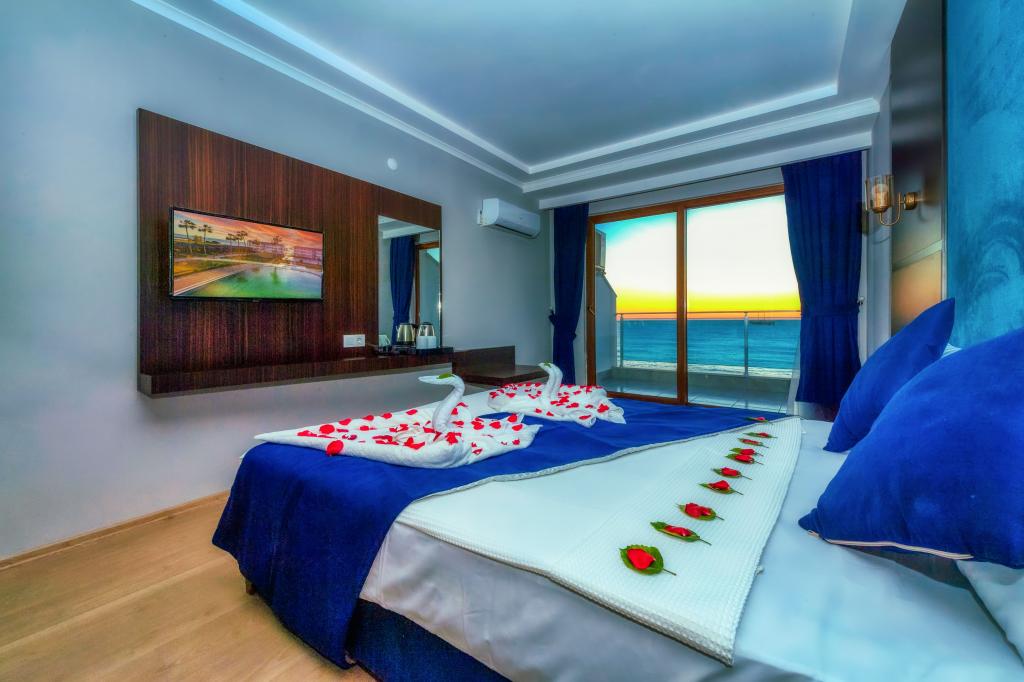 Standart Oda, Deniz Manzaralı (Balkonlu)