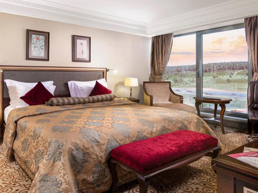 Standart Oda, Şehir Manzaralı