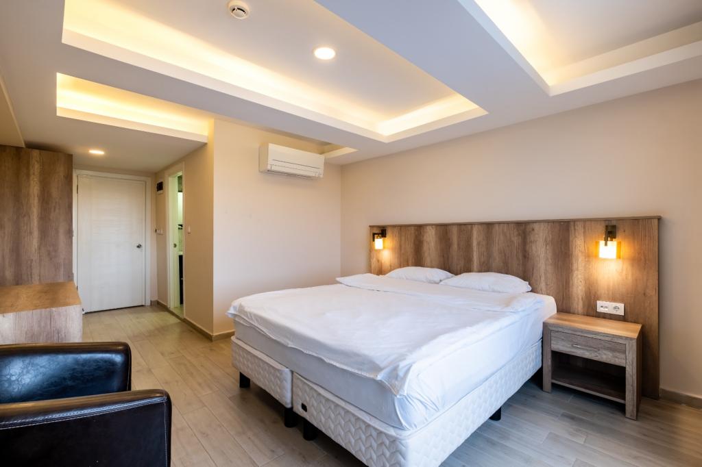 Standart Oda Üç Kişilik Kara Manzaralı,Kara Tarafı