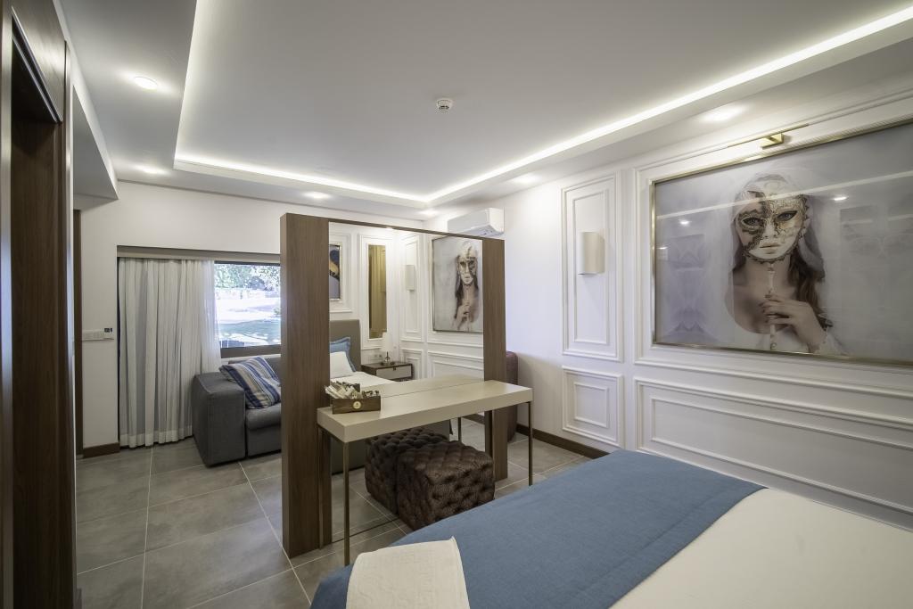 Suit Oda, Bahçe Manzaralı