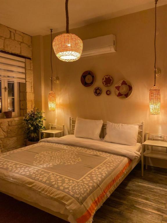 Standart Oda,Kara Manzaralı,Balkonsuz