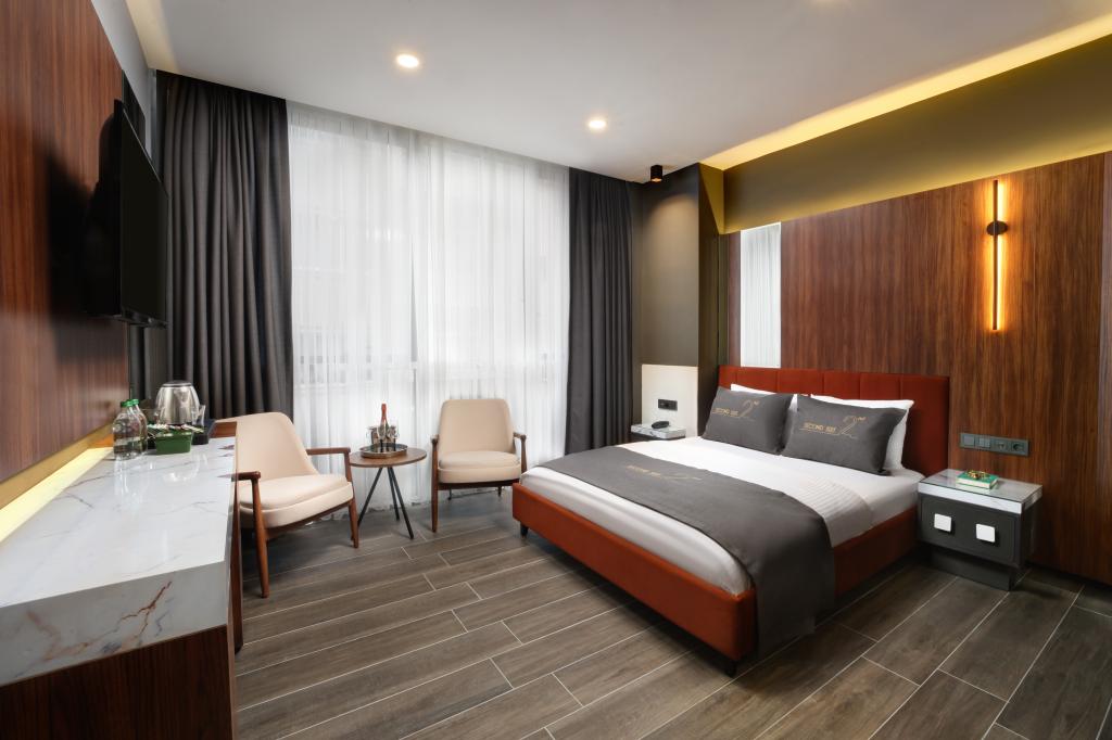 Second Hotel