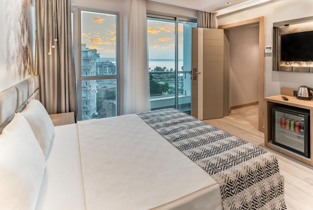 Standart Oda, Kısmi Deniz Manzaralı (Balkonsuz)