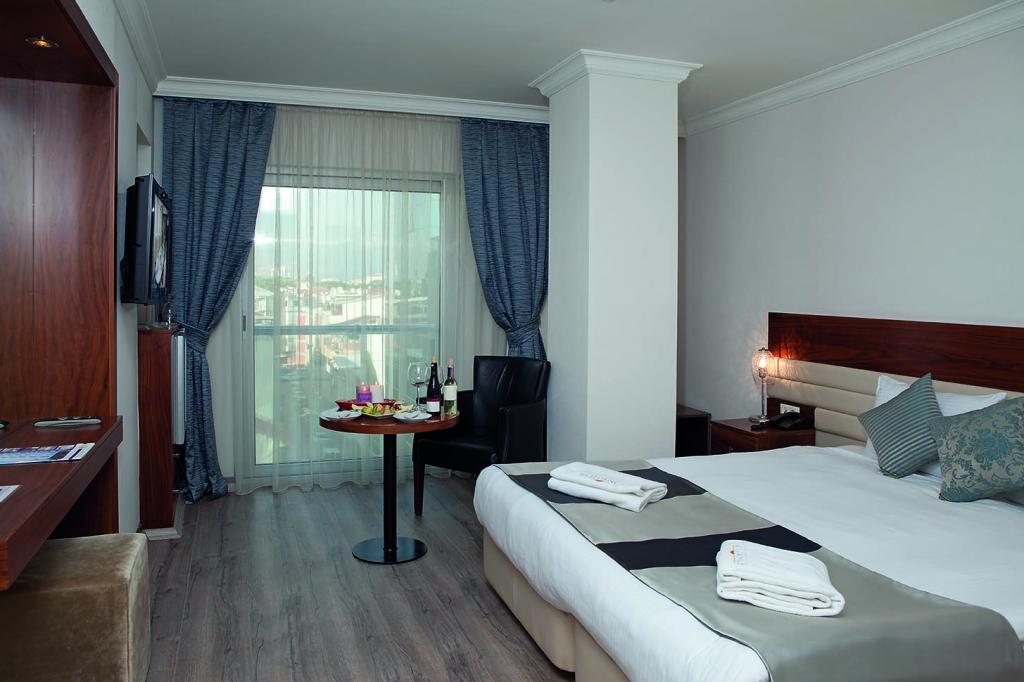 Standard Room, City View
