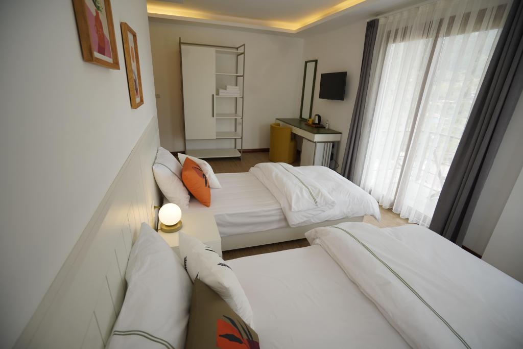 Executive Suit Oda, Doğa Manzaralı (Balkonlu)