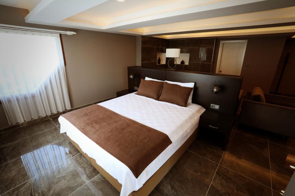 Suit Oda,Deniz Manzaralı