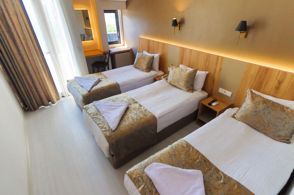 Standard Room, Garden View (3 Person)