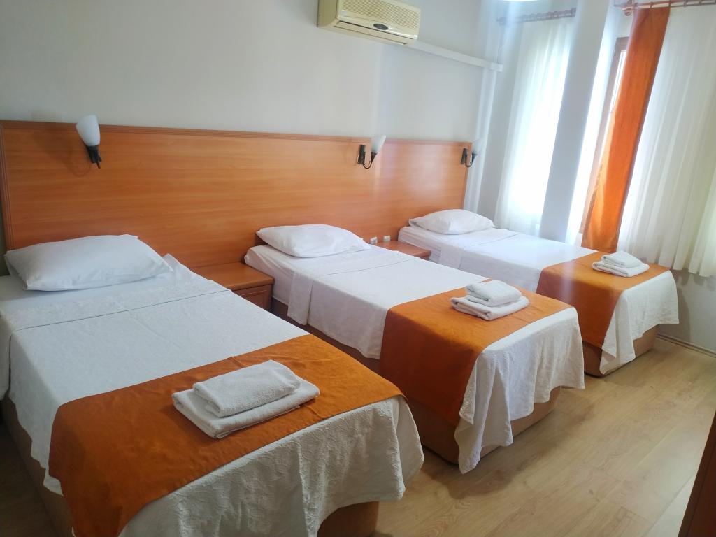Standart Oda, Kara Manzaralı (3 Kişilik)
