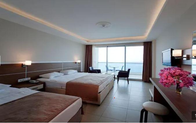 Standart Oda, Deniz Manzaralı (3 Kişilik, Balkonlu)